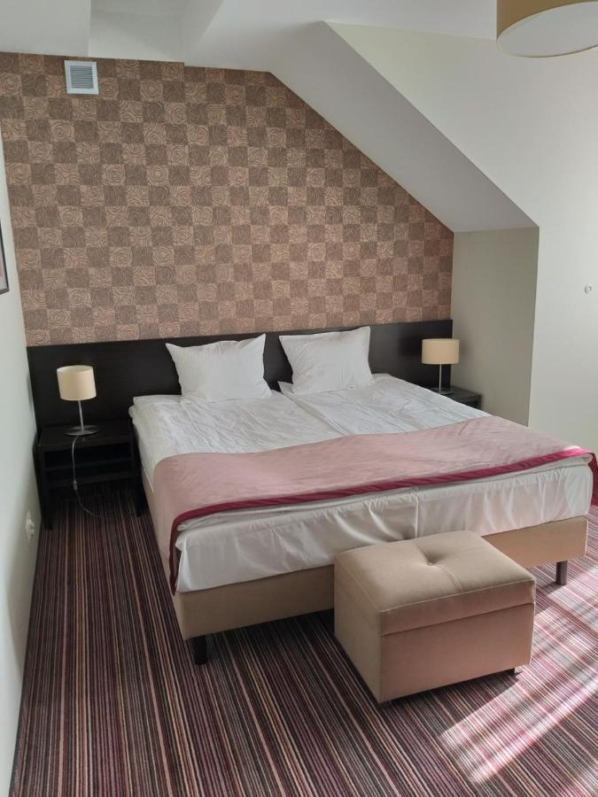 Hotel Weranda Lopuszno Jedle  Exteriör bild